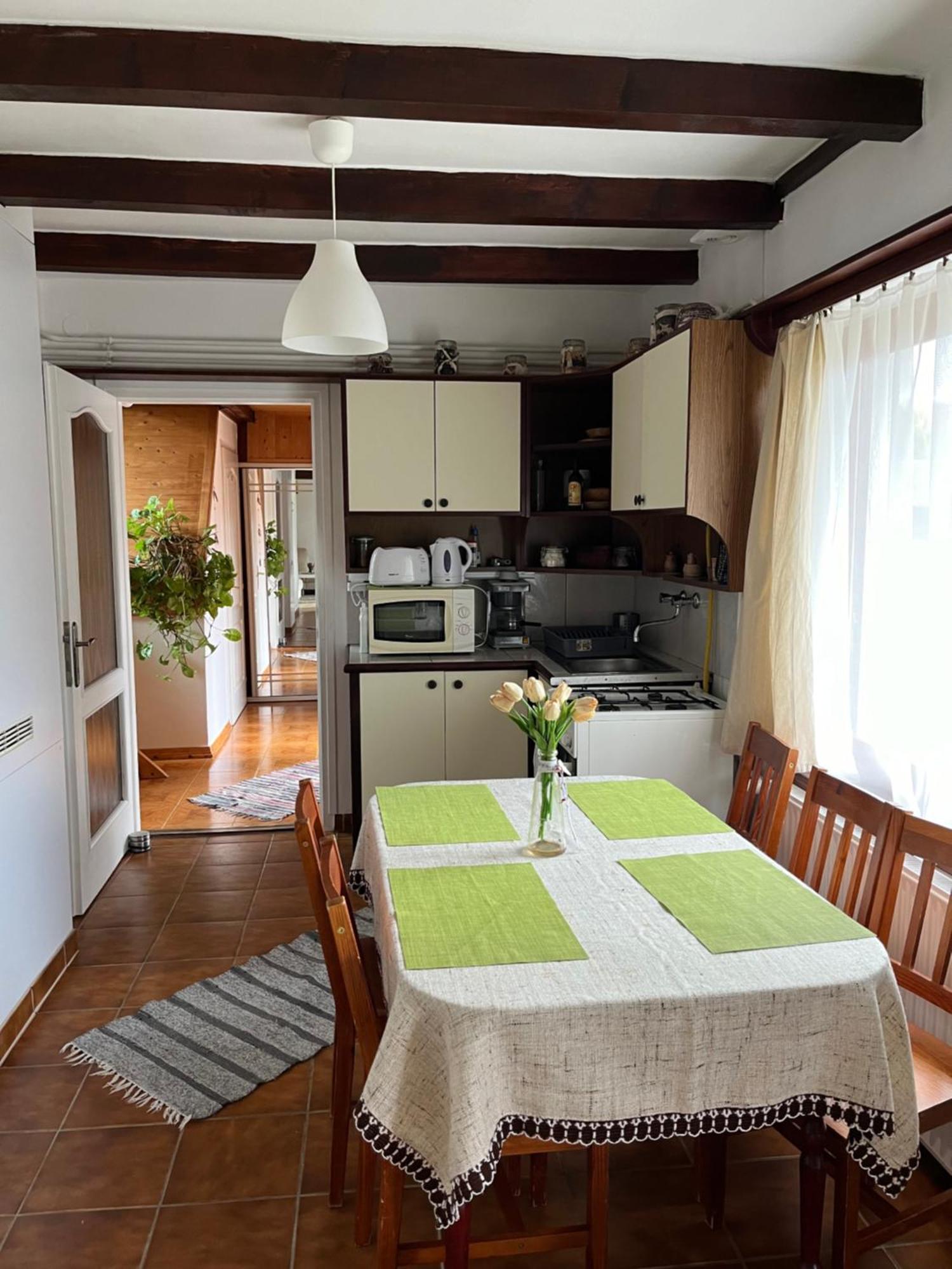 Idill Ueduelohaz Villa Tiszafured Exterior photo