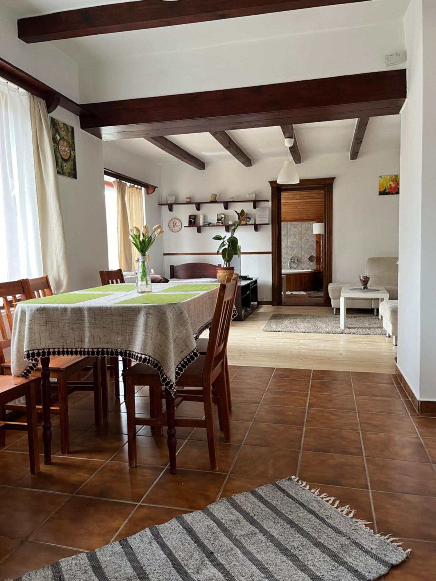 Idill Ueduelohaz Villa Tiszafured Exterior photo